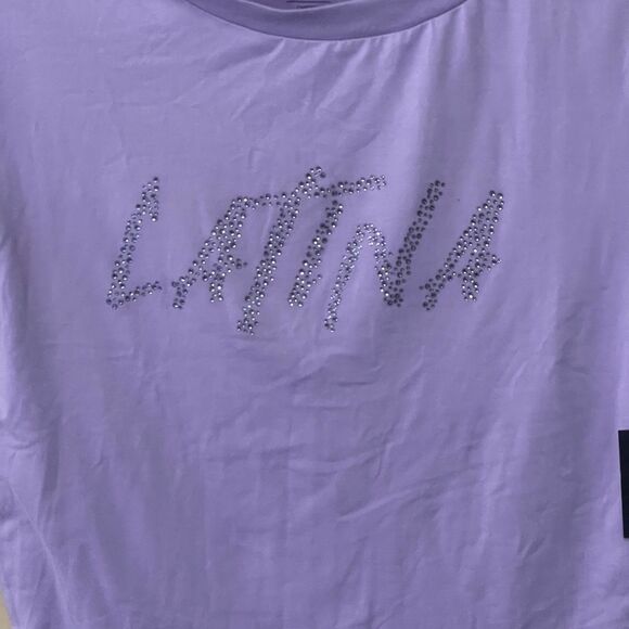 Charlotte Russe Lavender Crop Top with Print Latina. Size Large - Picture 2 of 6